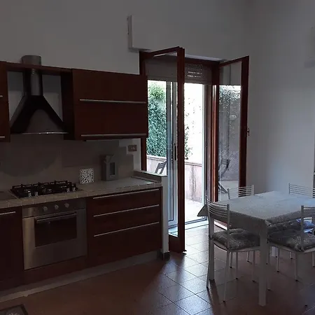 Flora House Apartamento
